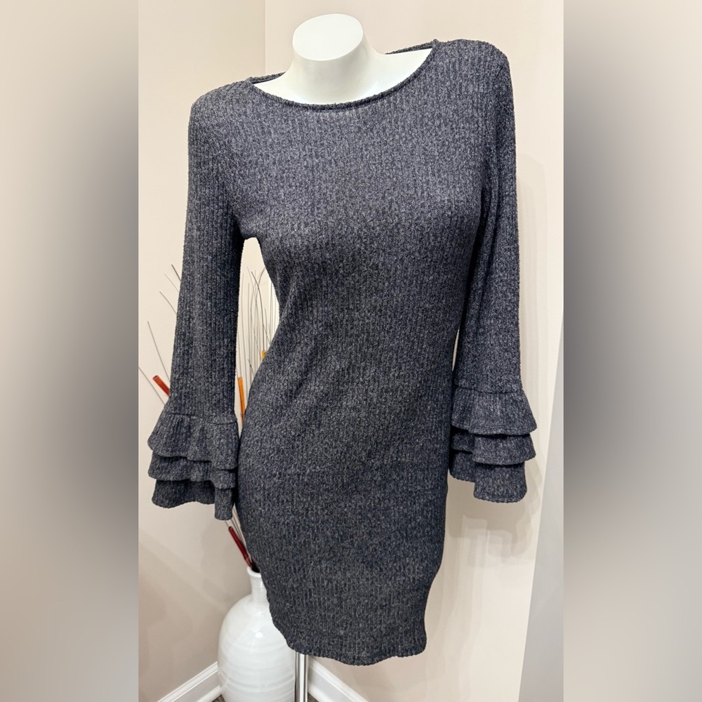 LULUS Mini Sweater Dress Ribbed Layered Ruffle Cuffs Dark Gray Sz Medium EC